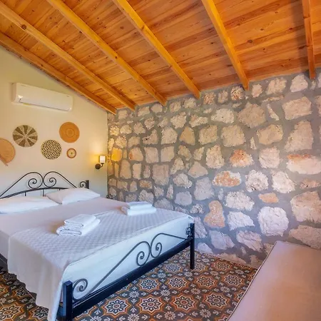Kamp alanı Joy Glamping