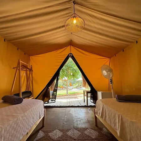 Kamp alanı Joy Glamping *